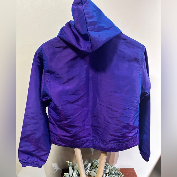 VTG 1990s ZAPP International Neon Purple Iridescent Cropped Windbreaker Jacket - Picture 3 of 9